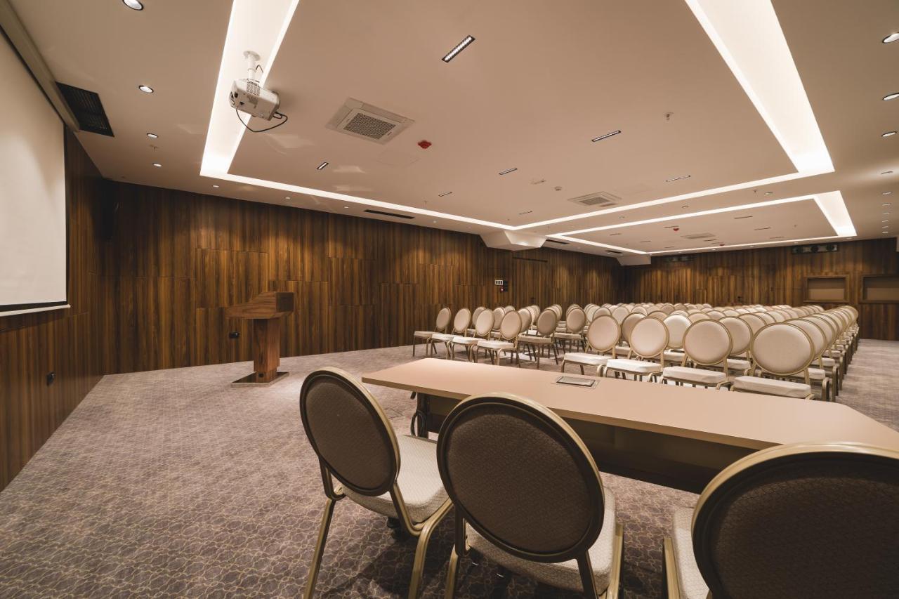 Bristol Hotel Podgorica Extérieur photo