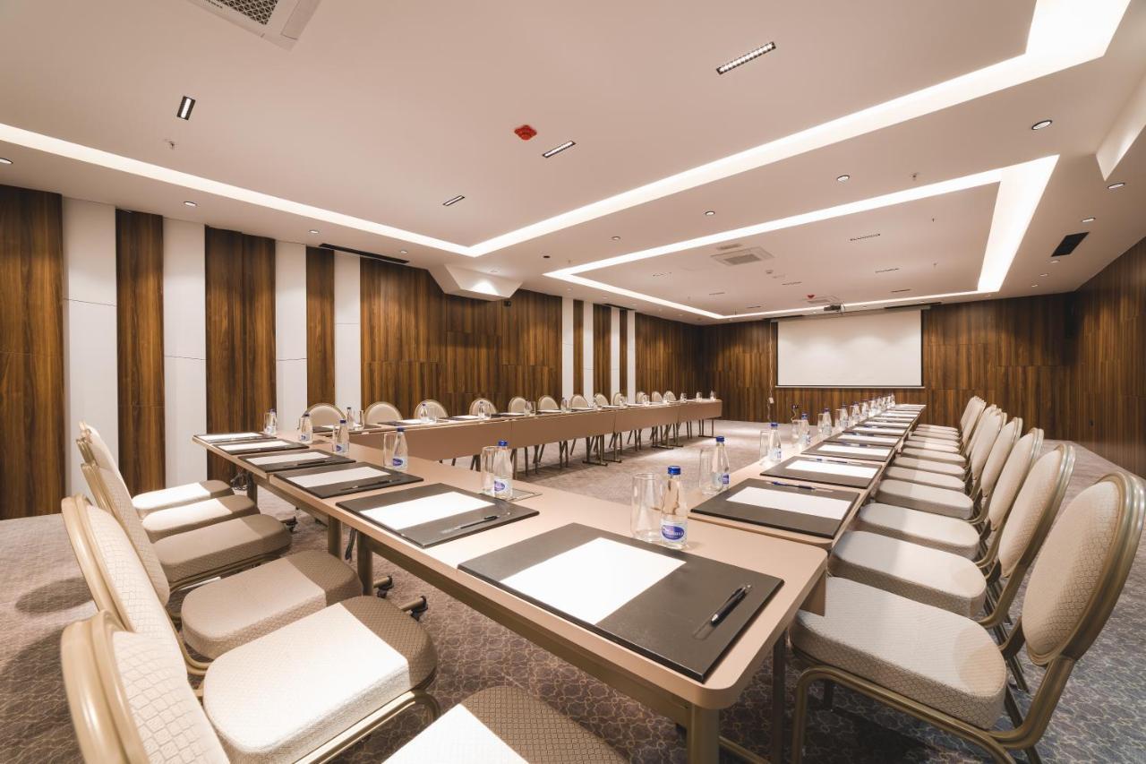Bristol Hotel Podgorica Extérieur photo